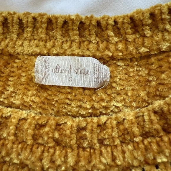 Altar'd State Knit Sweater Size Small - Picture 2 of 3